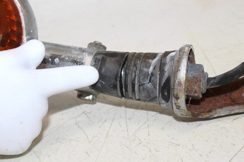 1986 Yamaha Xj700 Maxim Turn Signal Indicator Pair With Bracket