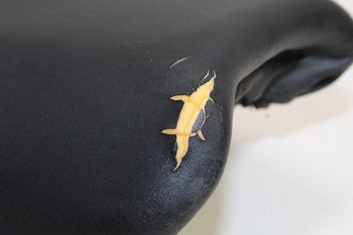 2005-06 Suzuki Gsxr1000 Front Drivers Seat Pad Saddle 45100-41g01-6by OEM