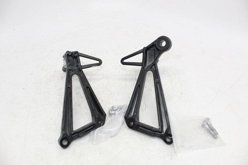 2018 Yamaha Yzf-r3 Rear Back Passenger Peg Set Pair