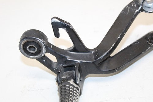 2003 2004 Suzuki Gsxr1000 Rear Back Passenger Peg Set Pair