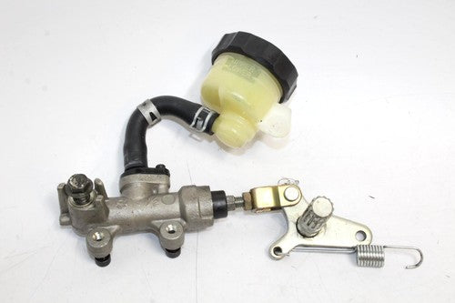 2005 SUZUKI KATANA 750 GSX750F REAR BACK BRAKE MASTER CYLINDER W RESERVOIR OEM