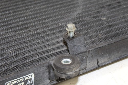 2002 Yamaha Yzf600r Engine Radiator Motor Cooler Cooling Radiater