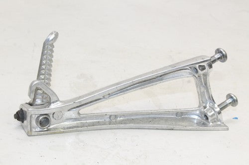 2003-05 Yamaha Yzf R6 Left Rear Back Passenger Peg 5sl-27430-01-00 OEM