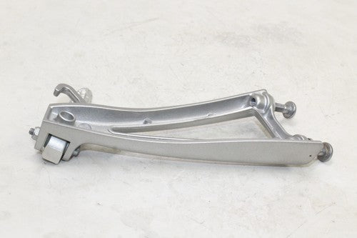 2008-16 Yamaha Yzf R6 Left Rear Back Passenger Peg 2c0-2742l-00-00 OEM