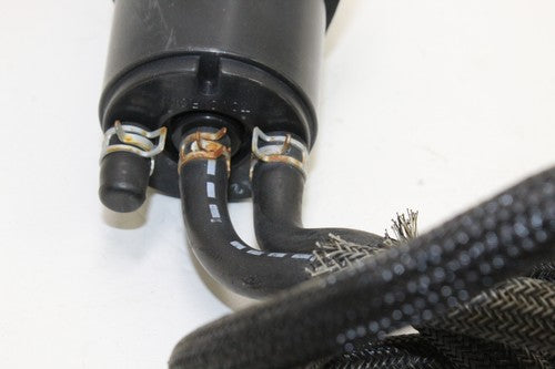 2008-09 Suzuki Gsxr600 Evap Vapor Charcoal Emission Canister 17210-15h00 OEM