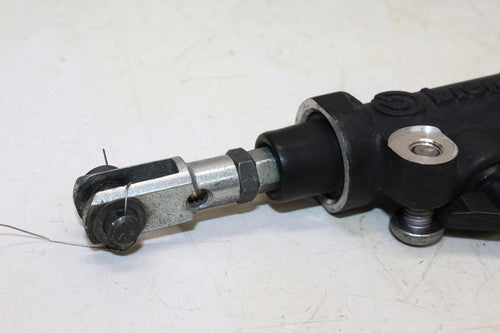 2005 Yamaha Yzf600r Rear Back Brake Master Cylinder Brembo