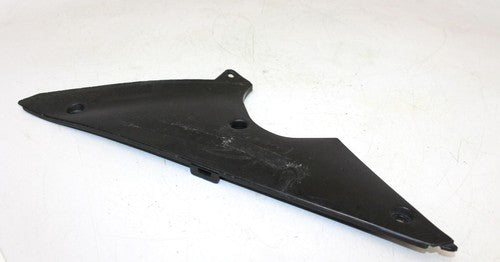 2001 Suzuki Gsxr750 Small Plastic Cover ( Right Side)