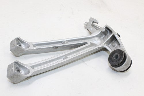 2007-08 Suzuki Gsxr1000 Right Rear Passanger Set Foot Peg Rest Stop OEM