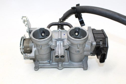 2016 Honda Cbr500r Main Fuel Injectors / Throttle Bodies
