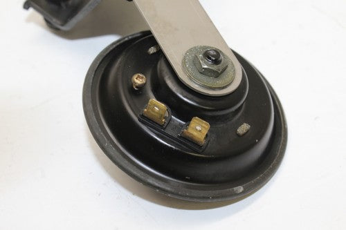2000-2004 Kawasaki Vulcan 1500 Horn SIGNAL OEM