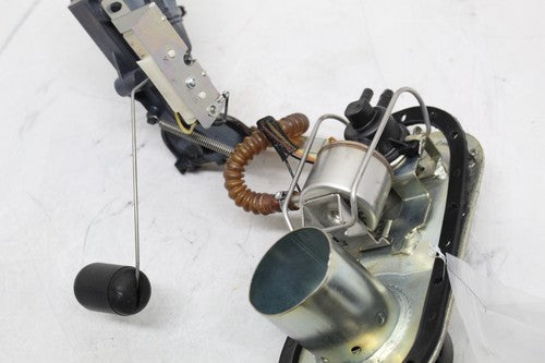 2007 Harley-Davidson Street Glide FLHX FUEL GAS PUMP