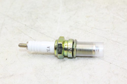 NGK Spark Plug (D7EA) 98069-57717 Pack Of 3 !NEW!