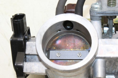 2005 Honda Cbr1000rr Main Fuel Injectors / Throttle Bodies