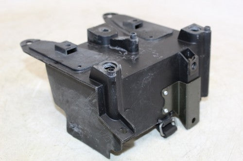 2004 Yamaha Yzf R1 Rear Back Tail Undertail Battery Tray Plastic