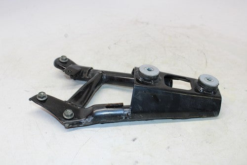 2005 Suzuki Boulevard M50 Vz 800 Exhaust Muffler Support Bracket