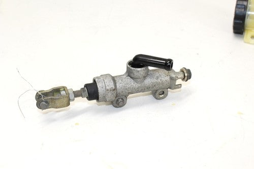 2006 Kawasaki Ninja 250r Ex250f Rear Back Brake Master Cylinder W Reservoir