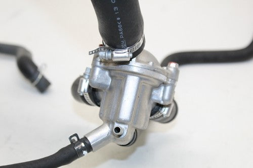 2014 2015 Honda Interceptor 800 Vfr800f Thermostat With Housing Assembly