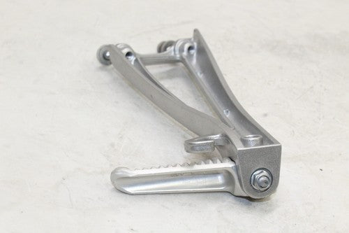 2008-16 Yamaha Yzf R6 Left Rear Back Passenger Peg 2c0-2742l-00-00 OEM