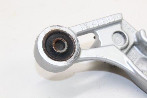 2001-03 Suzuki Gsxr600 Right Rear Back Passenger Peg 43600-35f00 OEM