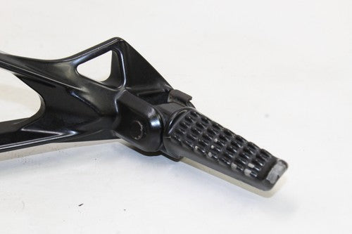 2005-06 Kawasaki Ninja Zx6r Zx636c Left Rear Back Passenger Peg 34028-0005 OEM