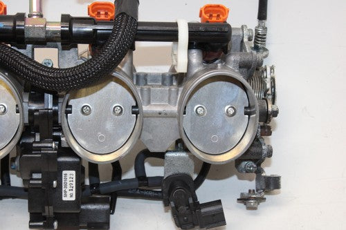 2013 Kawasaki Ninja Zx6r Zx636 Abs Main Fuel Injectors / Throttle Bodies