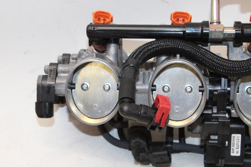 2013 Kawasaki Ninja Zx6r Zx636 Abs Main Fuel Injectors / Throttle Bodies