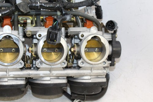 2006 Yamaha Yzf R6s Main Fuel Injectors / Throttle Bodies
