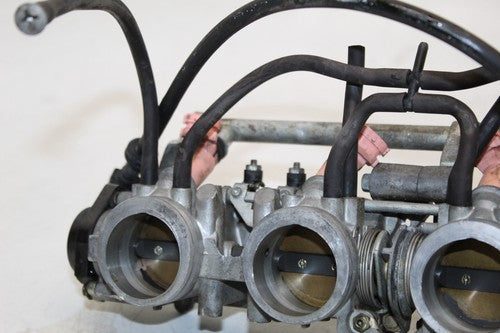2003 Honda Cbr600rr Main Fuel Injectors Throttle Bodies
