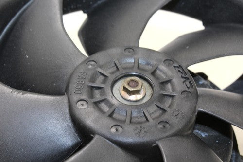 2002 Honda Cbr954rr Engine Radiator Cooling Fan