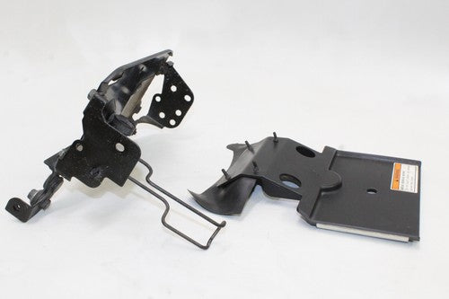 2007 Yamaha Fz6 Fender Eliminator License Plate Bracket OEM