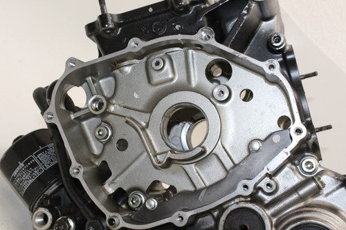 2003-06 Suzuki Sv650 Engine Motor Crankcase Crank Cases Block OEM