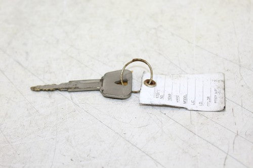 2006 Yamaha V Star 1100 Xvs1100aw Classic Ignition Lock Key Set With Seat Lock