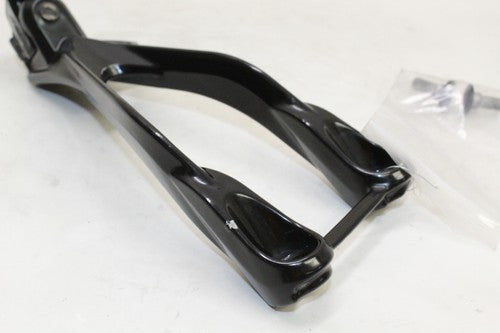 2005-06 Kawasaki Ninja Zx6r Zx636c Right Rear Back Passenger Peg 34028-0005 OEM