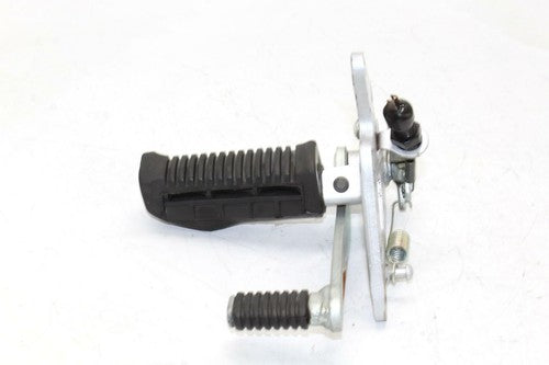 2000 Suzuki Gs500e Right Rearset Rear Set Driver Foot Peg Rest Stop OEM
