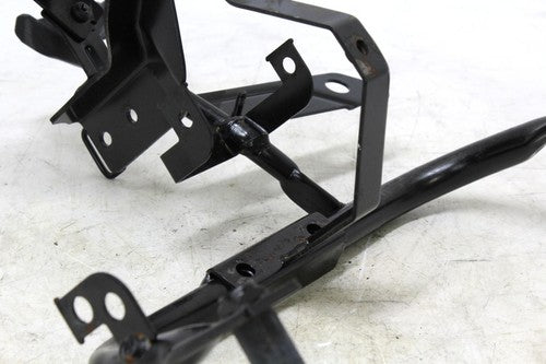 2011 Yamaha Zuma 125 Yw125 Upper Fairing Mirror Gauges Stay Bracket