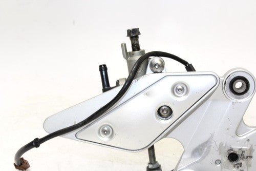 2007 Yamaha Fz6 Right Rearset Rear Set Driver Foot Peg Rest Stop