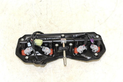 2010 Yamaha Yzf R1 Secondary Fuel Injectors Top Airbox Gas Rail