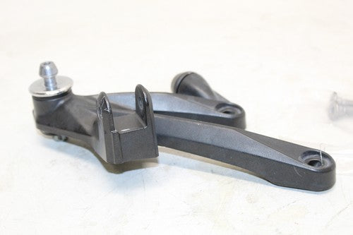 2010 Kawasaki Ninja Zx14 Zx1400c Right Rear Back Passenger Peg