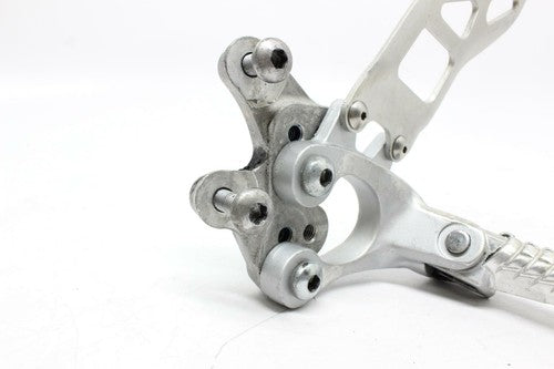 2006-2007 Suzuki Gsxr600 Left Rearset Rear Set Foot PEG OEM