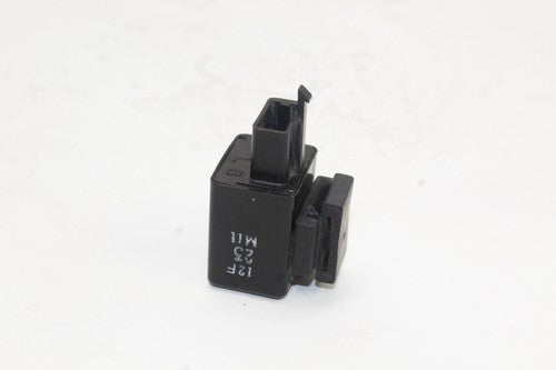 2003-05 Yamaha Yzf R6 Turn Signal Blinker Relay Flasher Switch OEM