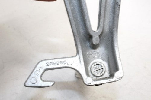 2006 SUZUKI GSXR600 LEFT REAR BACK PASSENGER PEG OEM