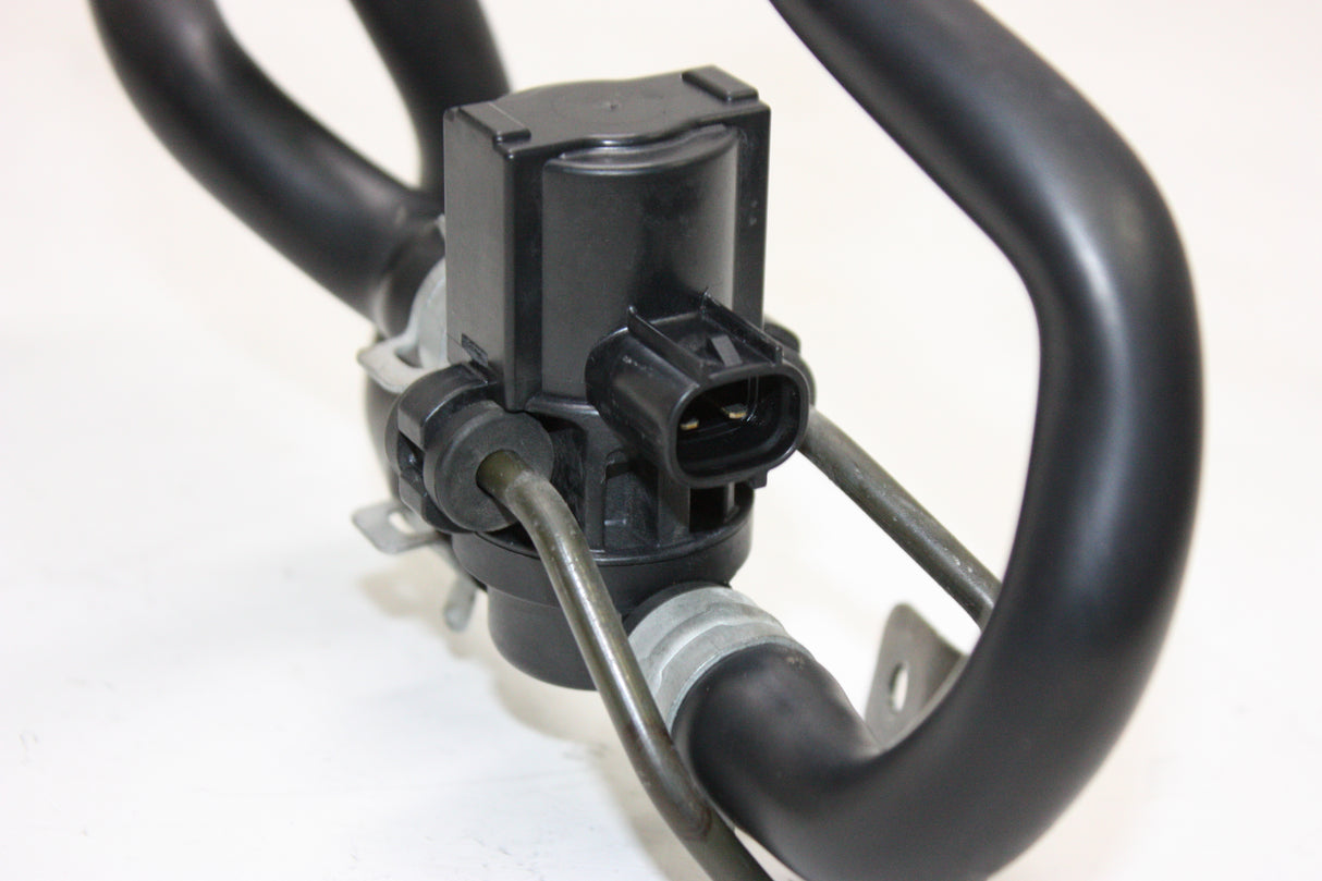 2005 Suzuki GSXR600 OEM AIR VALVE SOLENOID TOP ENGINE SWITCH SENSOR