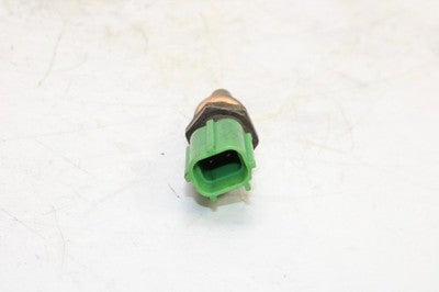 01-02 SUZUKI GSXR 1000 OEM COOLANT TEMPERATURE SENSOR RADIATOR THERMOSENSOR