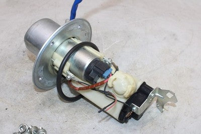 06-07 SUZUKI GSXR 750 OEM FUEL PUMP GAS PETROL SENDER UNIT