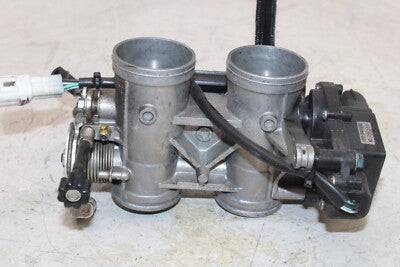 13-17 KAWASAKI NINJA 300 EX300B OEM MAIN FUEL INJECTORS / THROTTLE BODIES