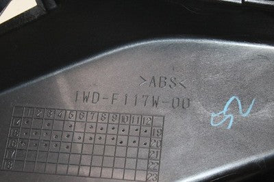 2016 YAMAHA YZF R3 OEM RIGHT SIDE PANEL COWL