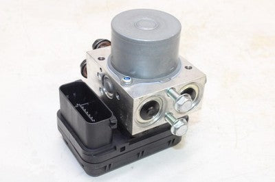 2018 YAMAHA XMAX CZD300A OEM ABS BRAKE PUMP UNIT MODULE