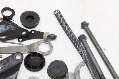 2002 YAMAHA ROAD STAR XV1600A OEM ENGINE MOUNTING BOLTS HARDWARE MOTOR SCREWS