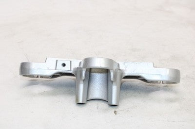 97-07 YAMAHA YZF600R OEM FORKS UPPER TRIPLE TREE CLAMP