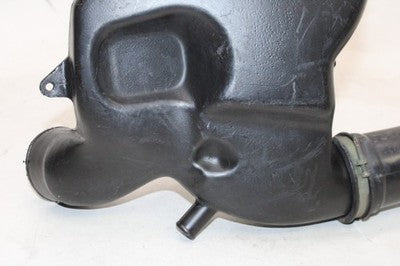 97-07 YAMAHA YZF600R OEM RIGHT RAM AIR INTAKE DUCT TUBE